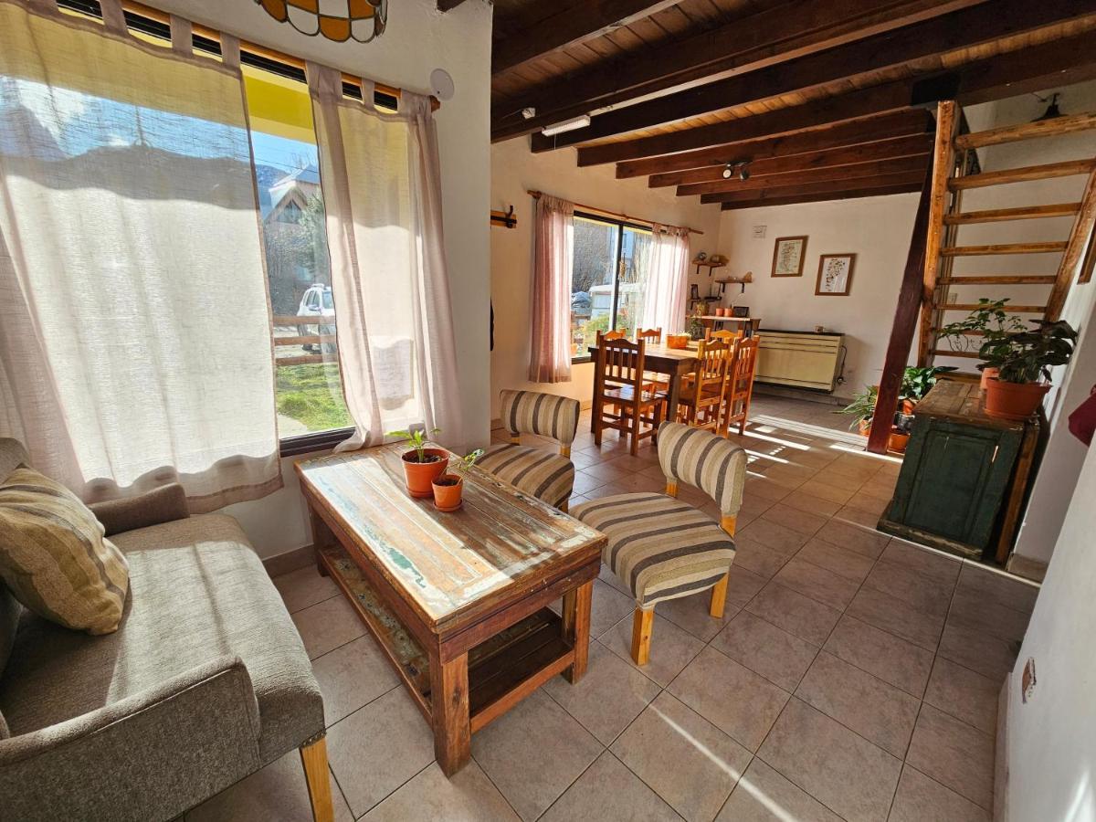 Yellow House Cottage El Chalten Dış mekan fotoğraf